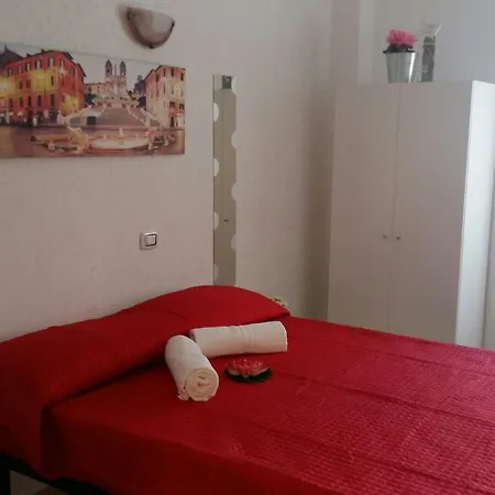 Domus Italiana Πανσιόν