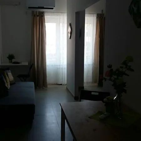 Domus Italiana Πανσιόν